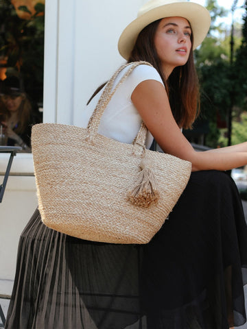 Kata Shoulder Bag in - ACCESSORIES photo