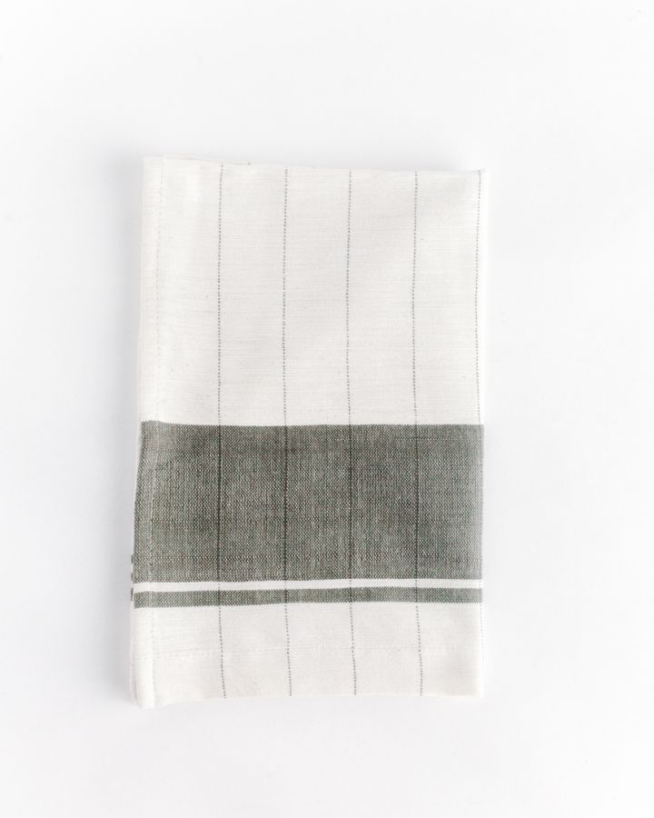 Chelsea Cotton Tea Towel in - Kitchen Towels photo