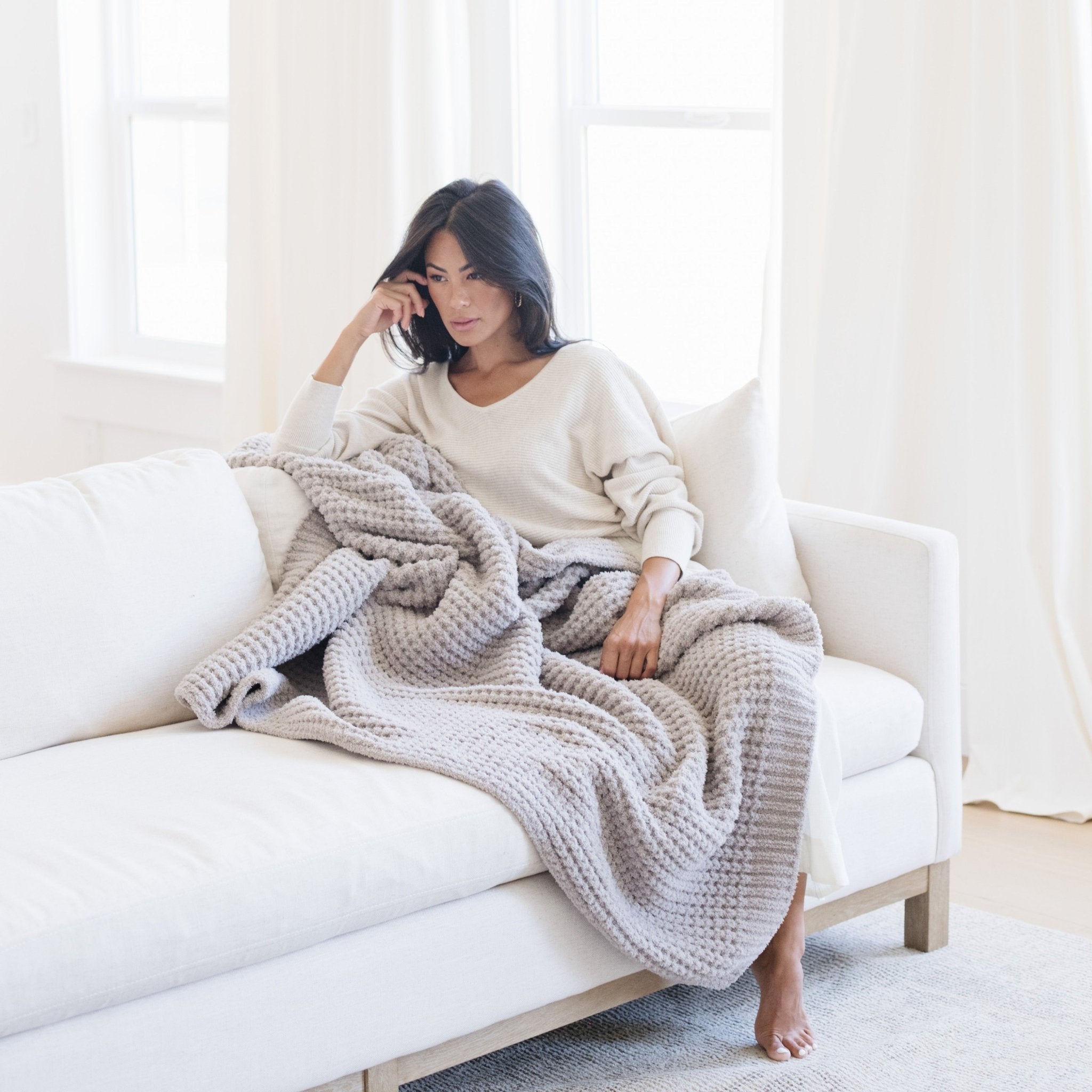 Saranoni Waffle Knit XL Throw Blankets in - photo